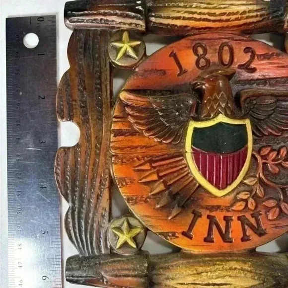 Set of 2  Napcoware vintage Inn wall plaques - Picture 9 of 9